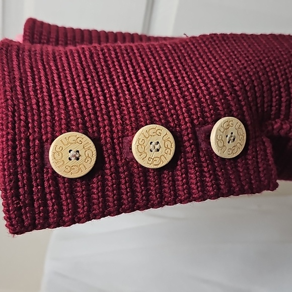 UGG Classic Cardy  Burgundy Knit Button Boots - Picture 13 of 16
